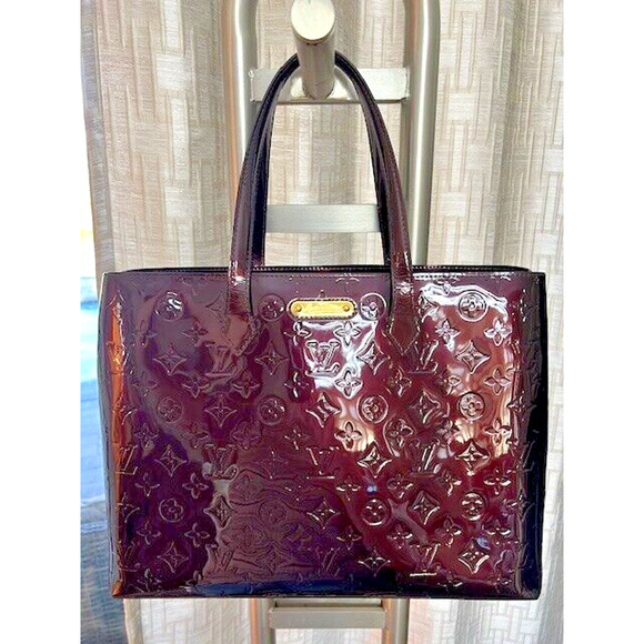 LOUIS VUITTON Monogram Vernis Tote Patent Leather Wilshire MM Amarante Burgundy - Picture 1 of 16